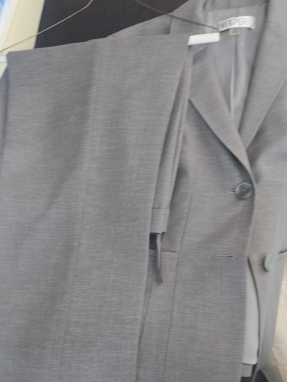 Kasper Women's Gray Two-Piece Skirt Suit - Blazer & Pencil Skirt